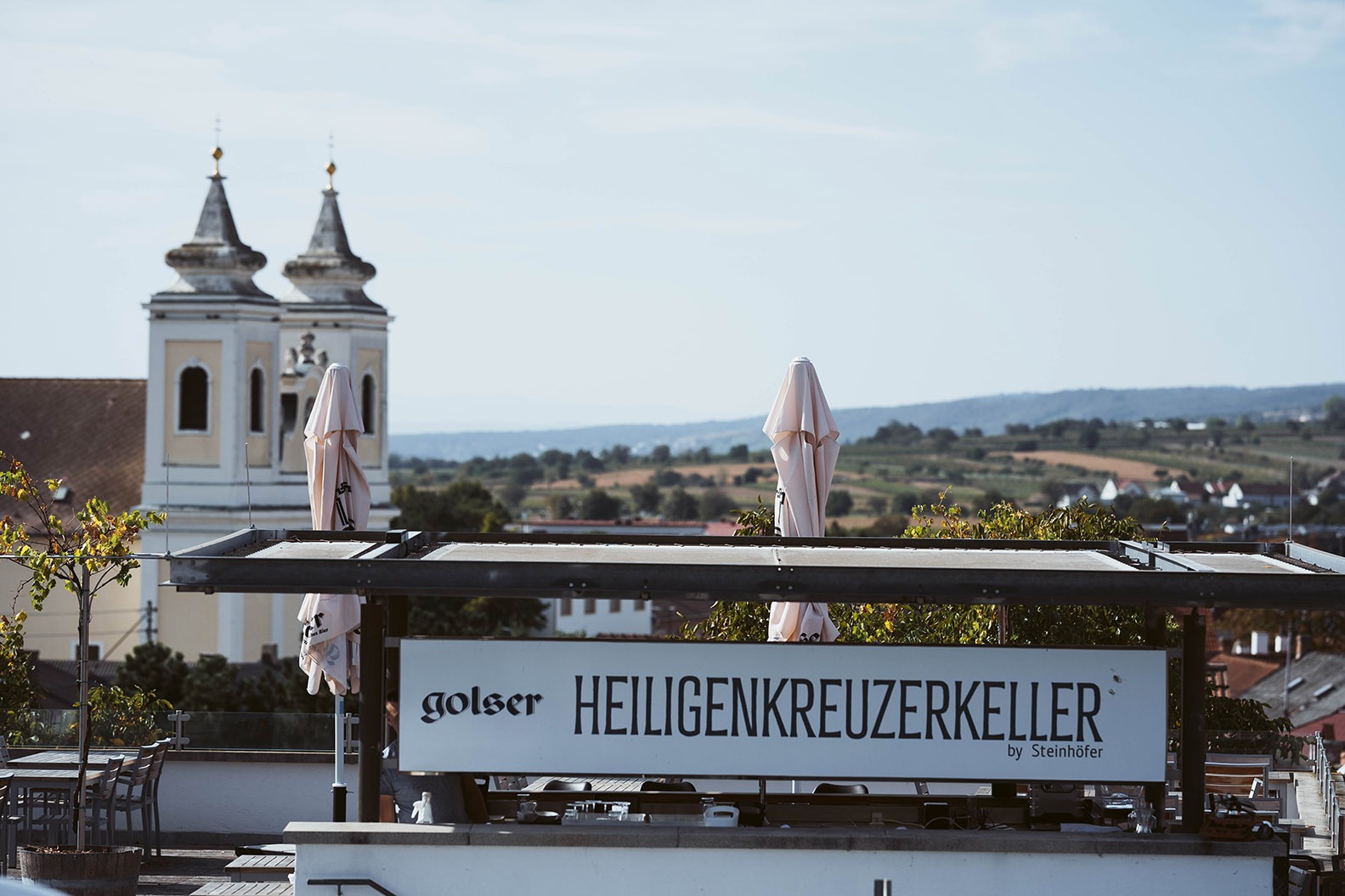 Heiligenkreuzerkeller by Steinh&ouml;fer in Winden &ndash; regionales Raffiniertes mit globalem Touch