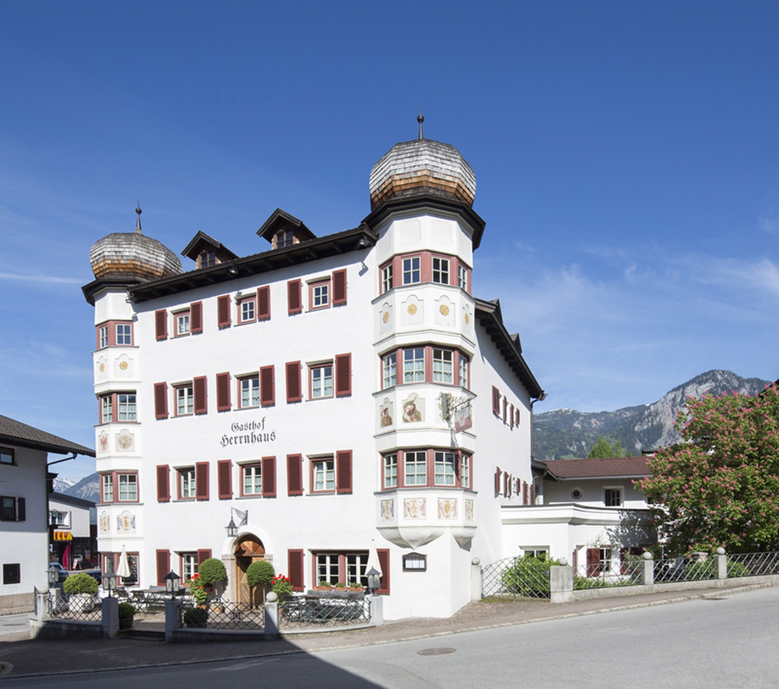 Tiroler Lebenskultur &ndash; herrschaftlicher Genuss im Herrnhaus der Familie Moigg